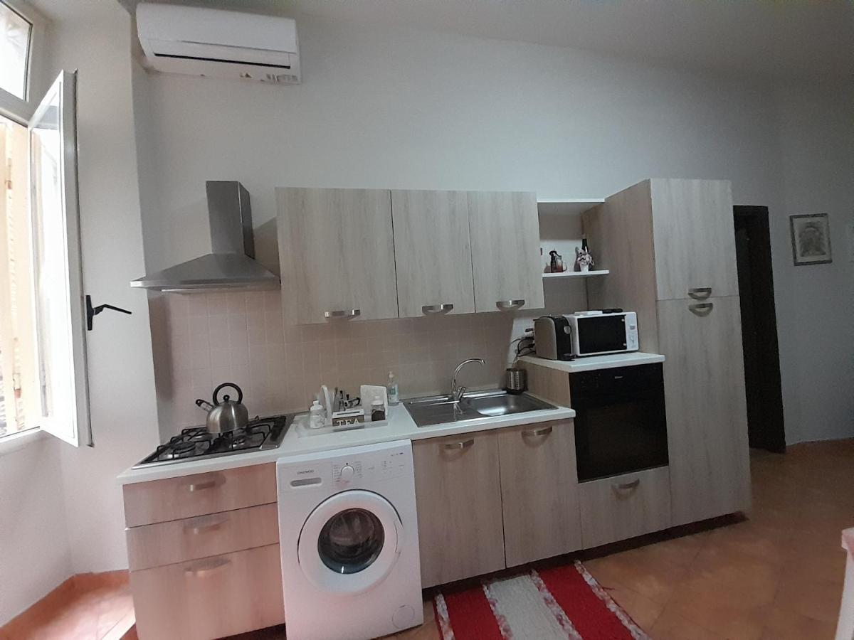 Dimora Donna Carmela Apartment Наполи Екстериор снимка