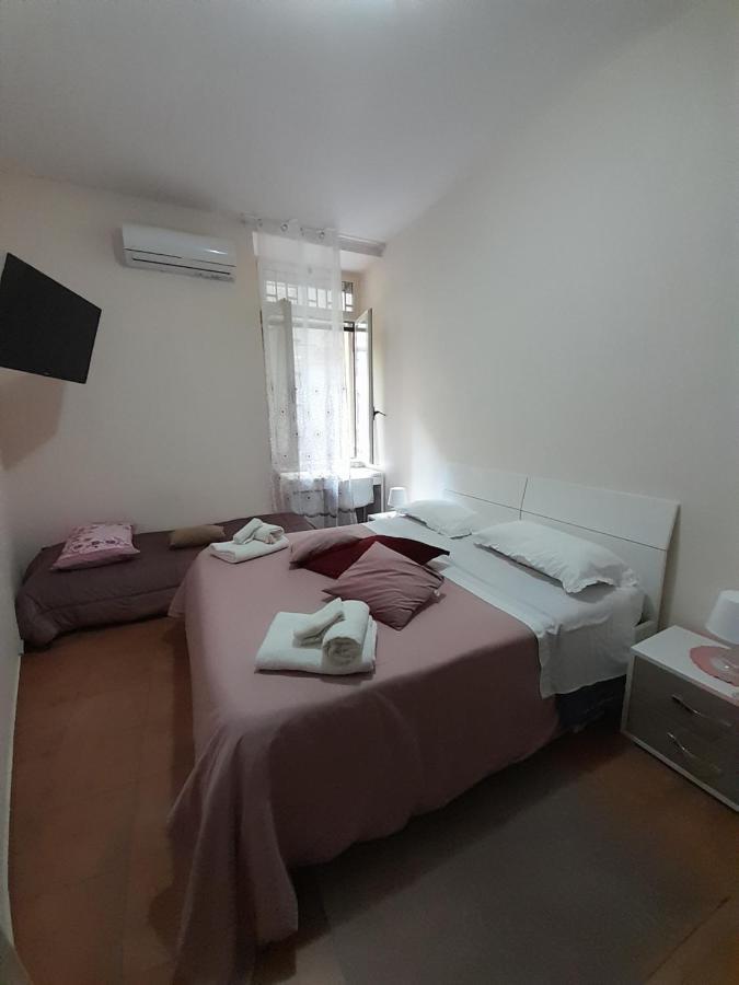 Dimora Donna Carmela Apartment Наполи Екстериор снимка