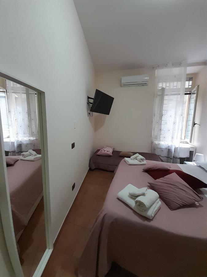 Dimora Donna Carmela Apartment Наполи Екстериор снимка