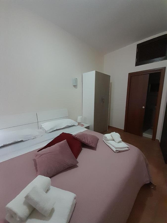 Dimora Donna Carmela Apartment Наполи Екстериор снимка