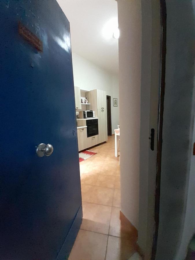 Dimora Donna Carmela Apartment Наполи Екстериор снимка