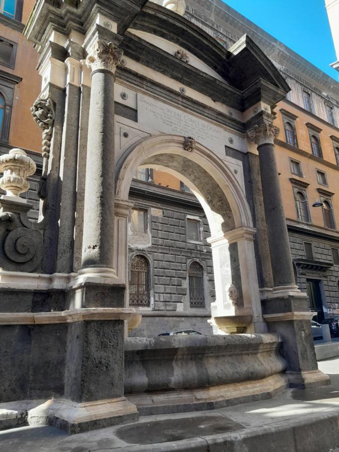 Dimora Donna Carmela Apartment Наполи Екстериор снимка